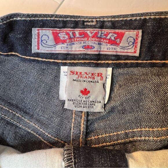 Made in Canada classic Silver Jean Shorts size 33 MODÈLE 15089THDSU - Picture 3 of 14